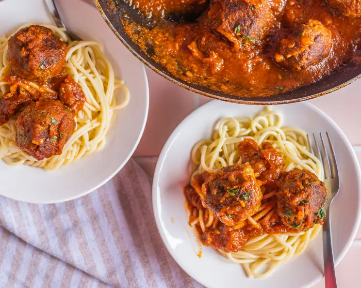 Spaghetti online and meatballs